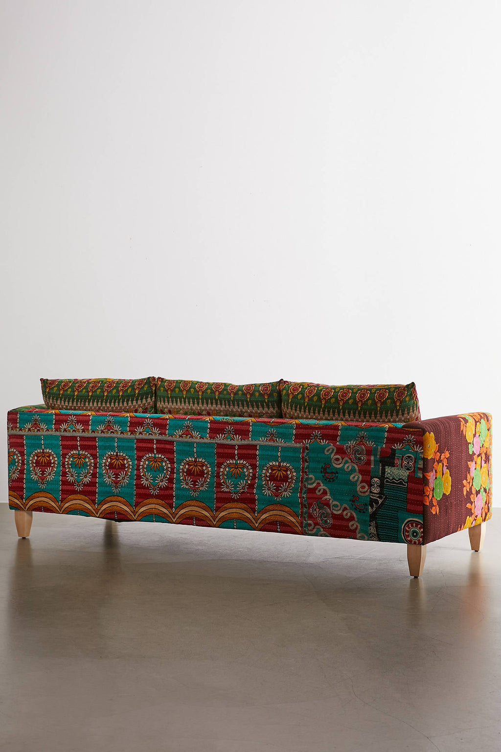 Cheries Sofa